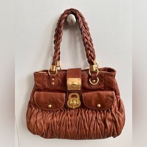 Steve Madden Vintage Brown Leather Shoulder Bag. Gold Turnlock. RARE